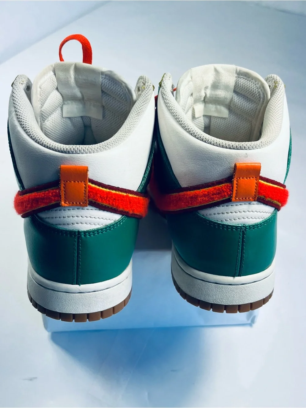 Nike Dunk vibrant nike